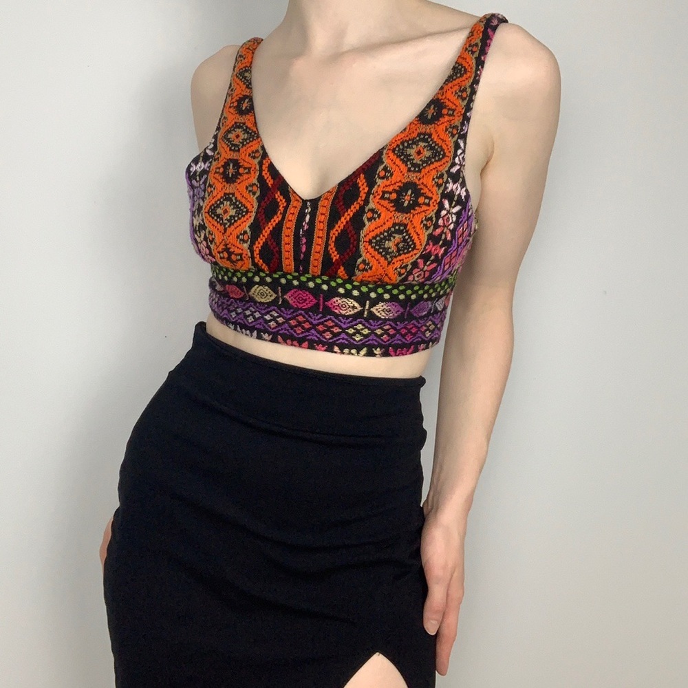 Colorful Design crop - Picture 3 of 4